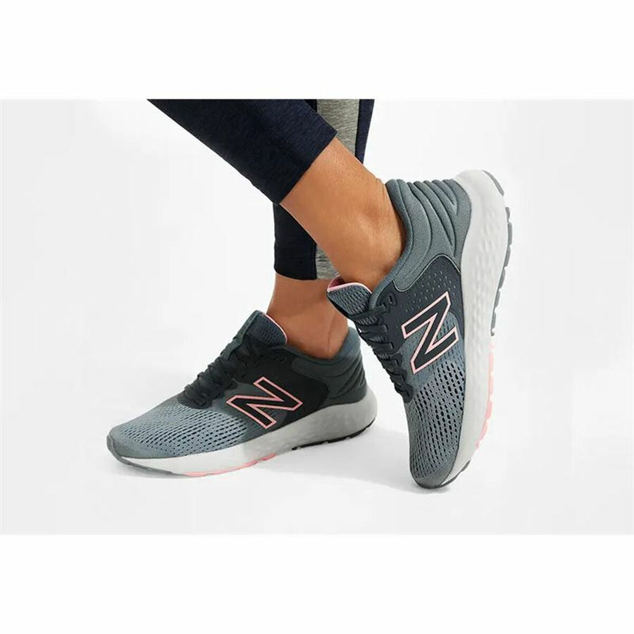 Scarpe Sportive New Balance 520v7 Grigio chiaro