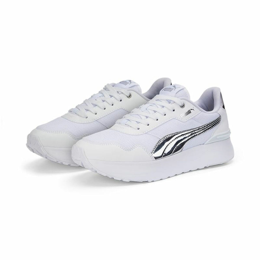 Scarpe Sportive da Donna Puma R78 Voyage Distressed  Bianco